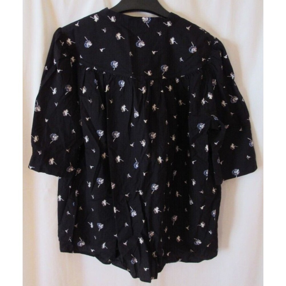 Womens Ann Taylor Short Sleeve Boho Pullover Top Black Floral Size Medium - Picture 2 of 3